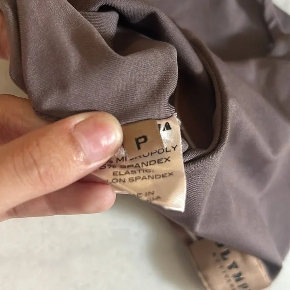 Olympia Activewear Sports Bra - Picture 5 of 5